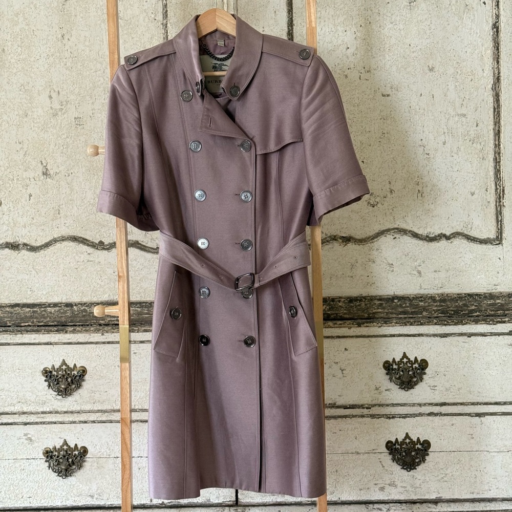 Burberry Mauve Short-Sleeve Trench Coat